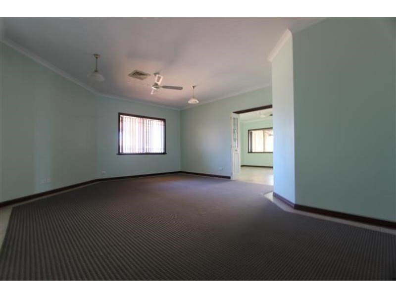 6 Knight Place, Nickol WA 6714