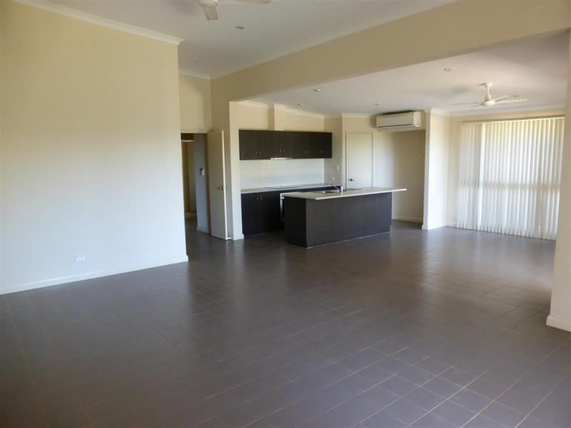 15 Windgrass Way, Nickol WA 6714