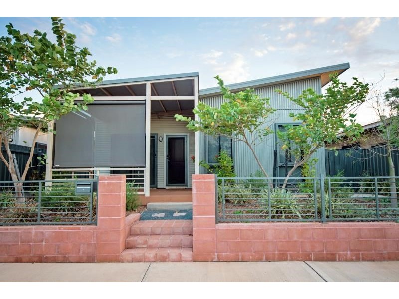 69 Mantaray Loop, Nickol WA 6714