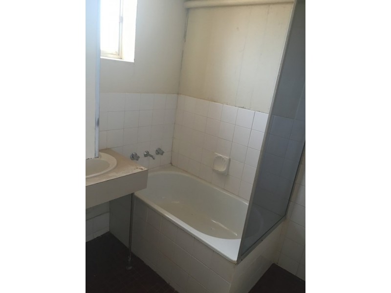 8/41 Hill Road, Dampier WA 6713