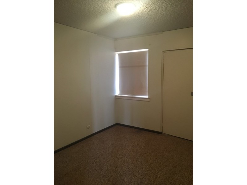 8/41 Hill Road, Dampier WA 6713