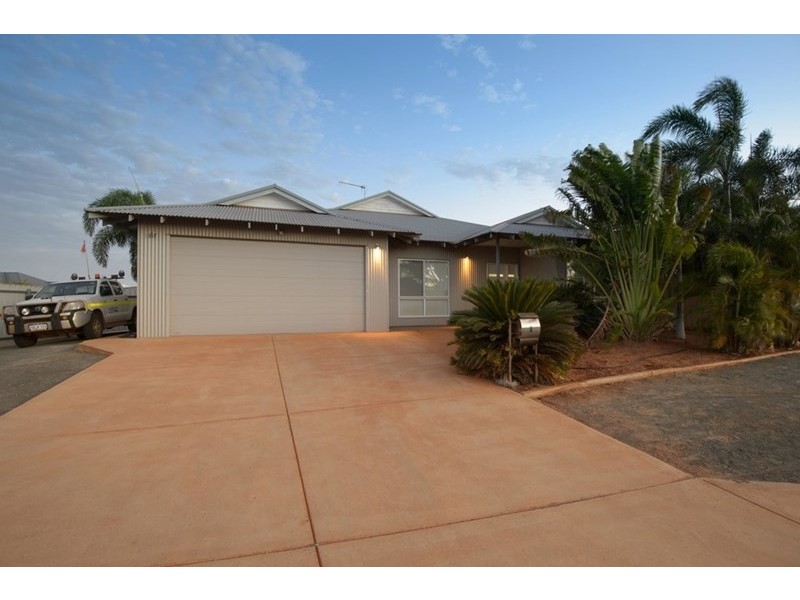 8 Kybra Way, Baynton WA 6714