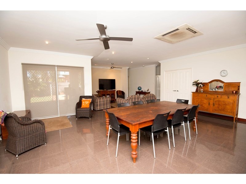 8 Kybra Way, Baynton WA 6714