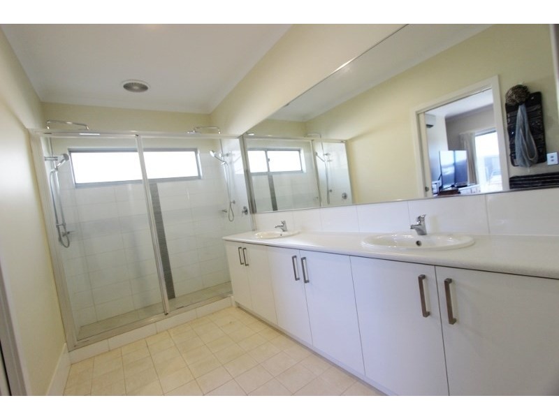 115 Bajamalu Drive, Baynton WA 6714