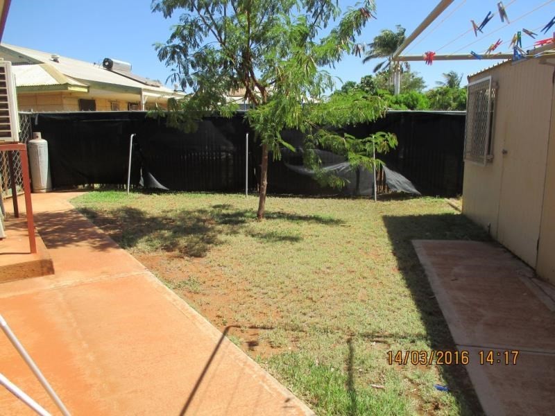 1 White Court, Baynton WA 6714