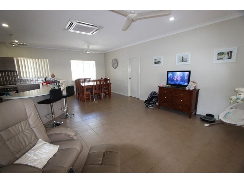 7 Ridge Elbow, Nickol WA 6714