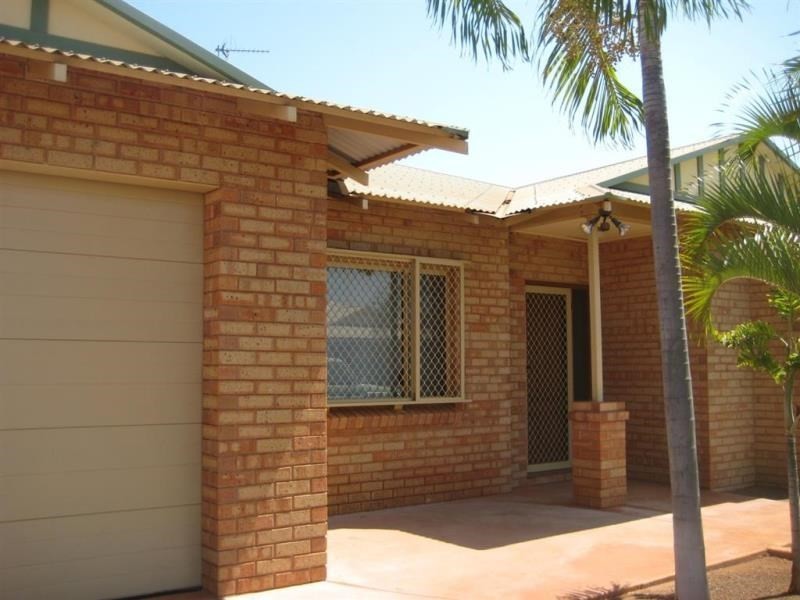 10 Thistle Loop, Nickol WA 6714