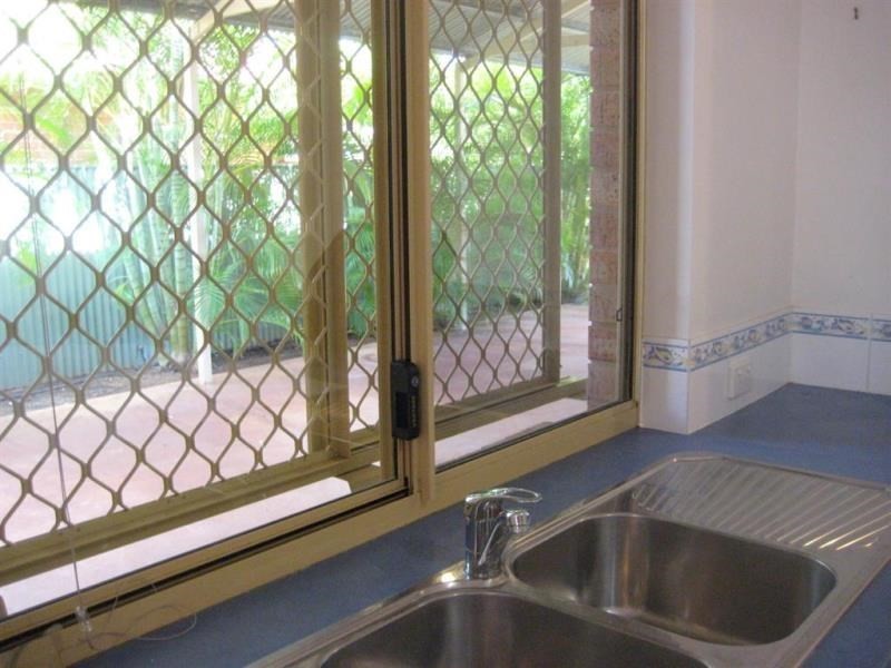 10 Thistle Loop, Nickol WA 6714