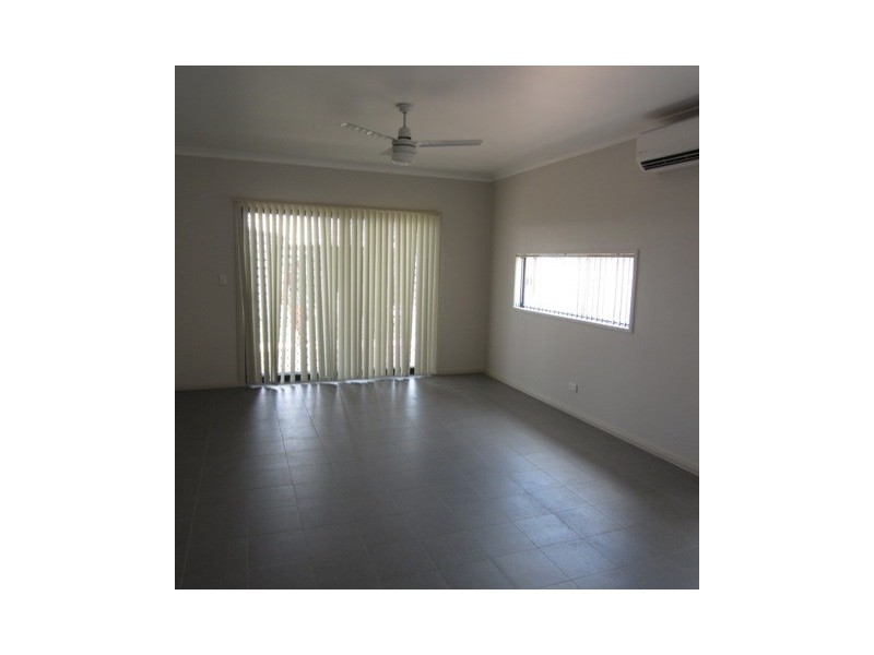 15 Bettong Bend, Baynton WA 6714