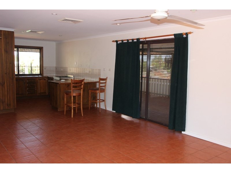 19 Elliott Crescent, Dampier WA 6713