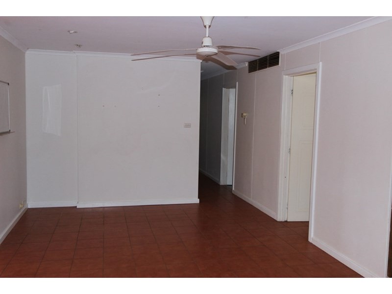 19 Elliott Crescent, Dampier WA 6713