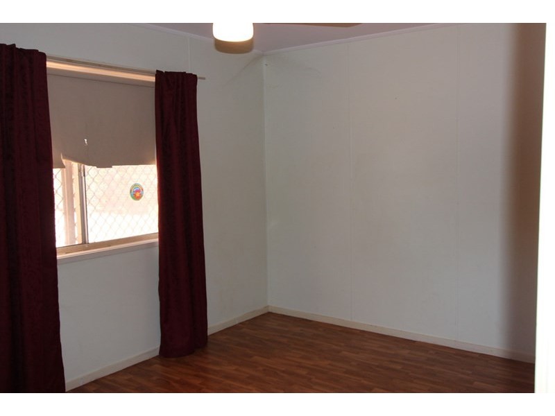 19 Elliott Crescent, Dampier WA 6713