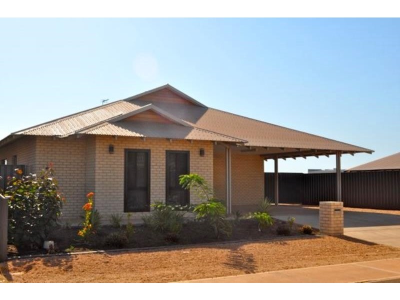 33 Mujira Ramble, Baynton WA 6714