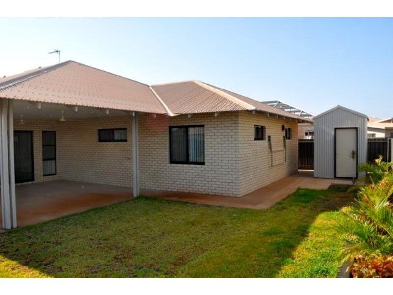 33 Mujira Ramble, Baynton WA 6714
