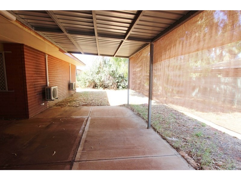 2 Newman Court, Nickol WA 6714