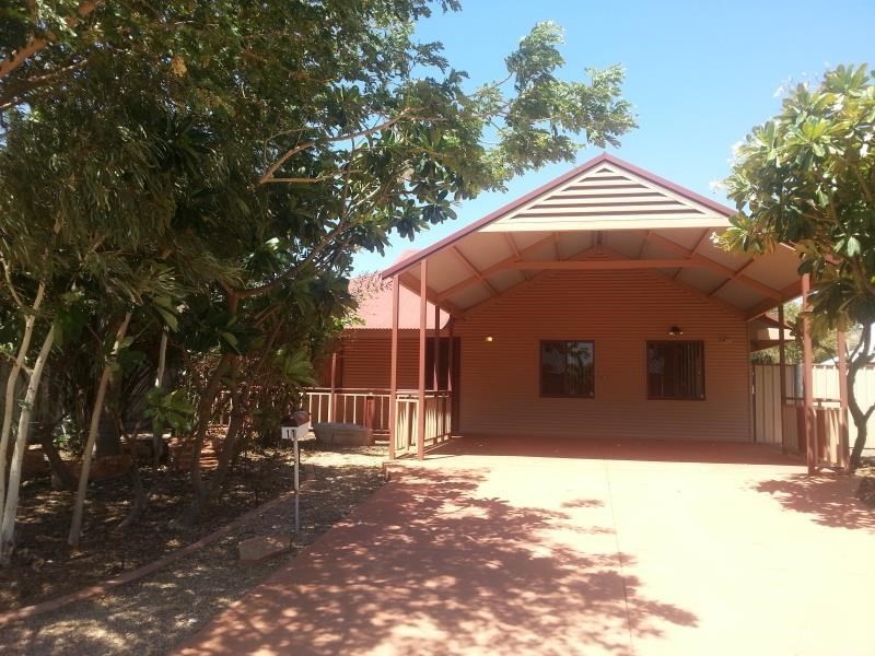 11 Buchanan Circuit, Baynton WA 6714