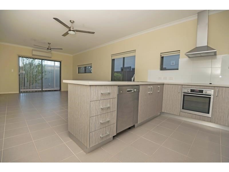 14 Mantaray Loop, Nickol WA 6714