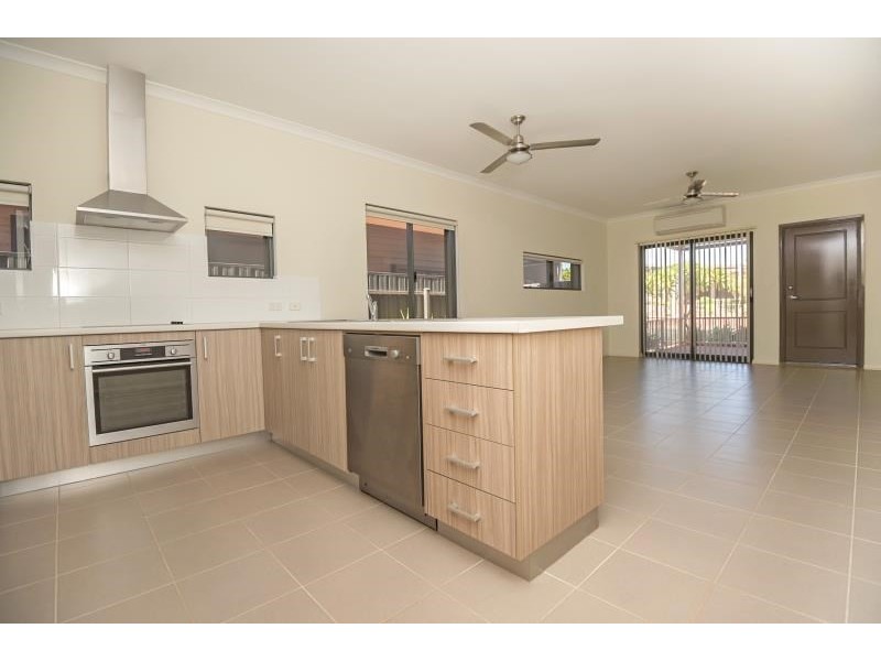 64 Mantaray Loop, Nickol WA 6714