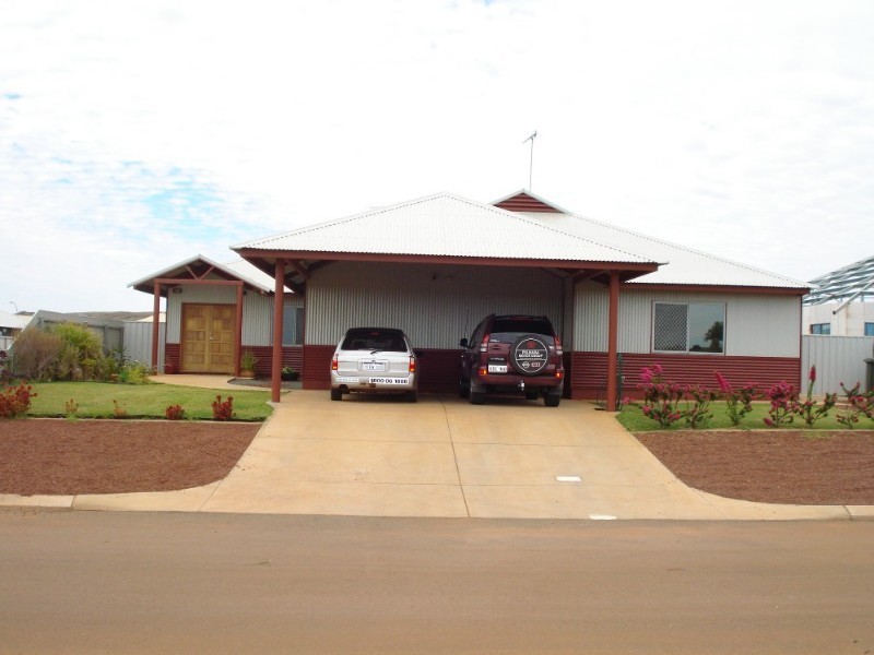 32 Walkington Cir, Karratha WA 6714