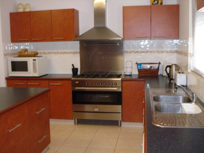 32 Walkington Cir, Karratha WA 6714