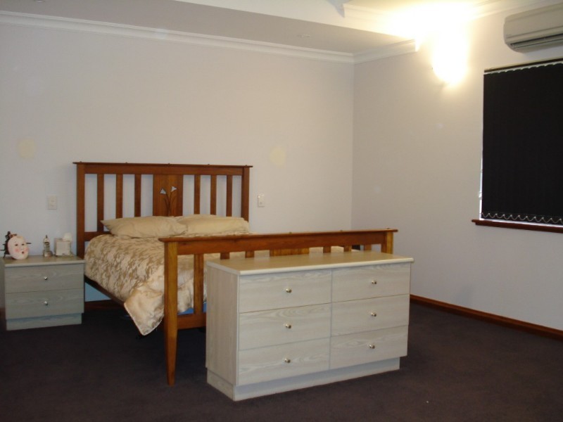 32 Walkington Cir, Karratha WA 6714