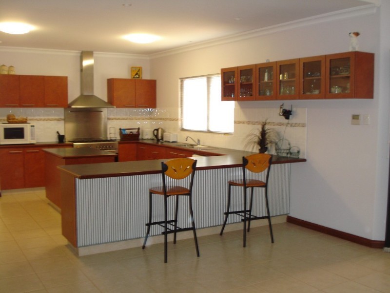 32 Walkington Cir, Karratha WA 6714