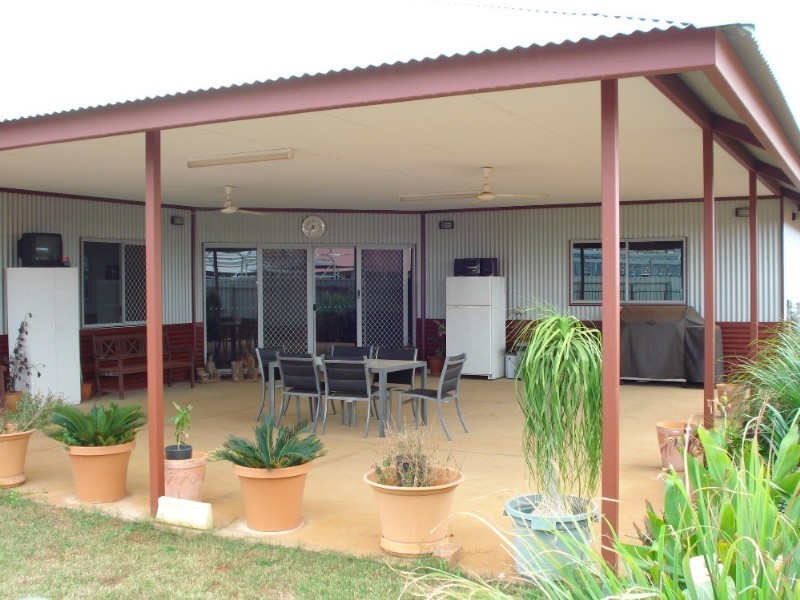 32 Walkington Cir, Karratha WA 6714