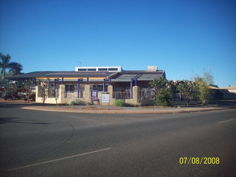 8 Baynton Drive, Karratha WA 6714