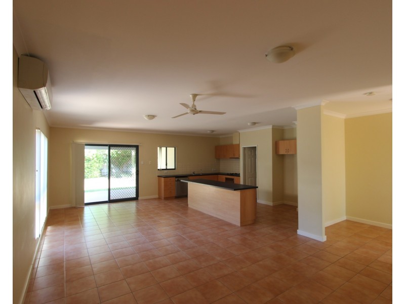 10 Miles Loop, Baynton WA 6714