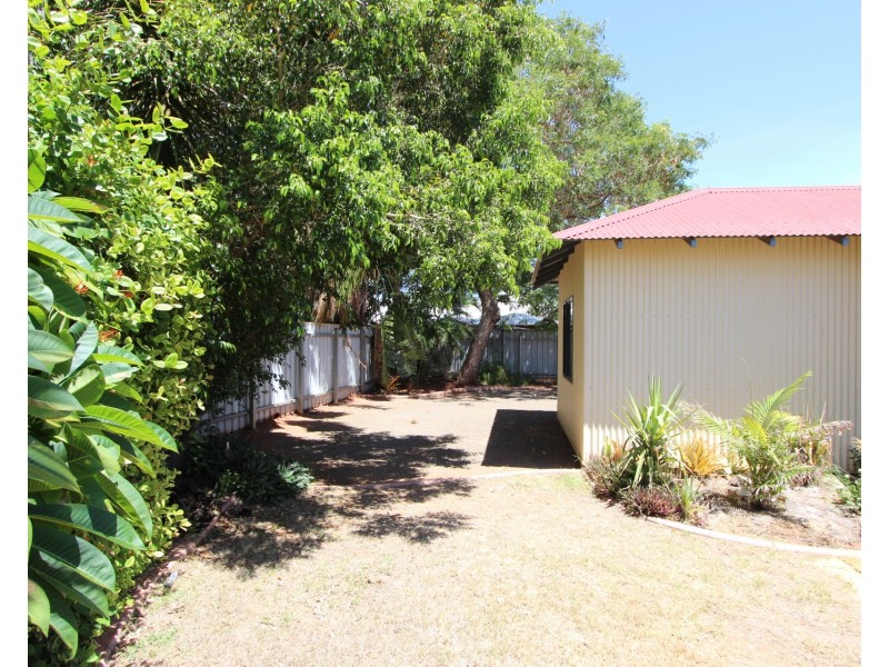 10 Miles Loop, Baynton WA 6714