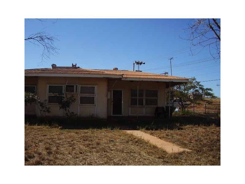 1 Mcrae Street, Wickham WA 6720