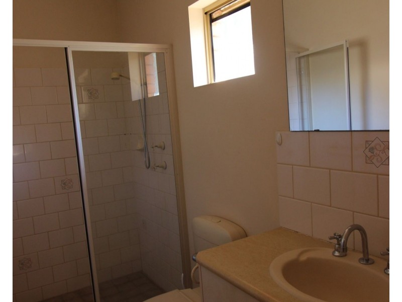 8F Wedge Place, Millars Well WA 6714