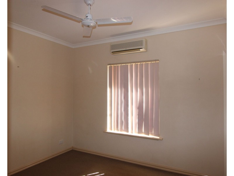 8F Wedge Place, Millars Well WA 6714