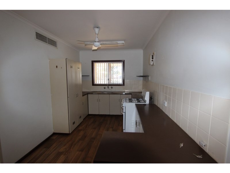 6 Hackett Close, Nickol WA 6714