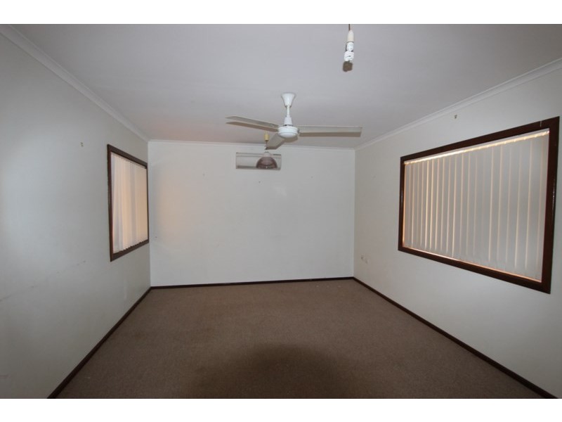 6 Hackett Close, Nickol WA 6714