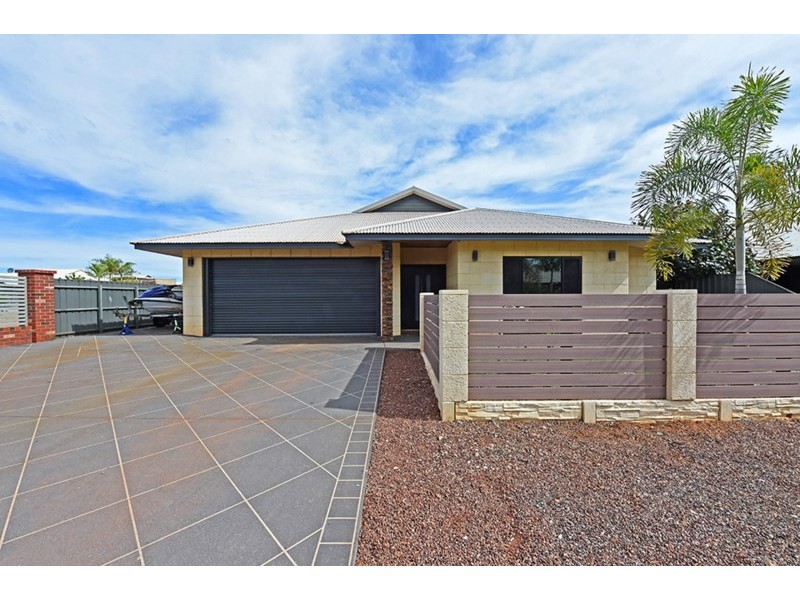 3 Yirrawari Street, Baynton WA 6714