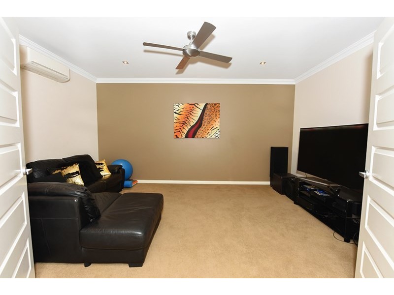 3 Yirrawari Street, Baynton WA 6714