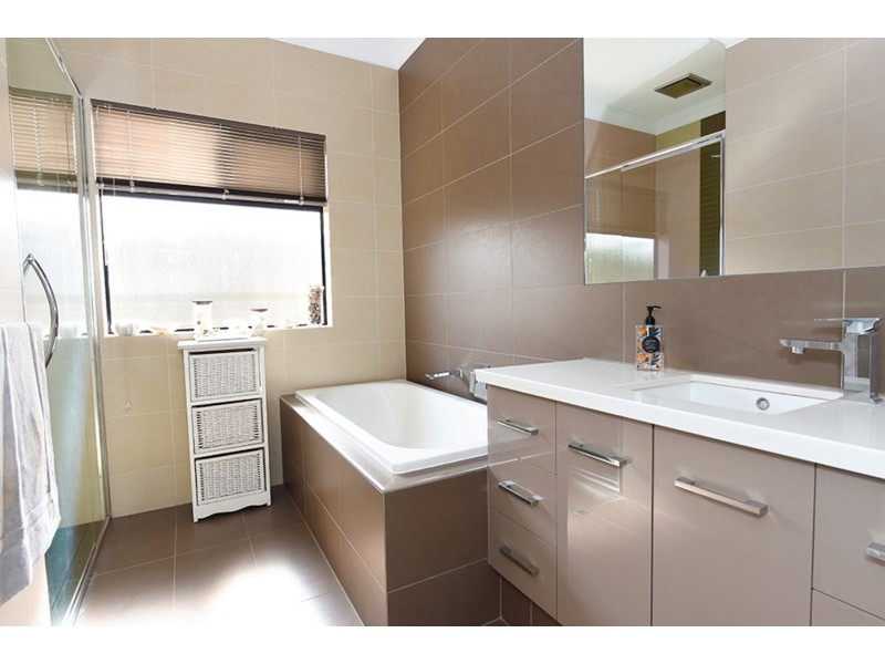 3 Yirrawari Street, Baynton WA 6714