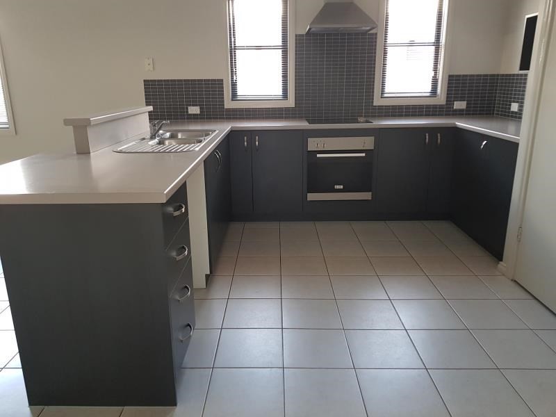 9 Bettong Bend, Baynton WA 6714