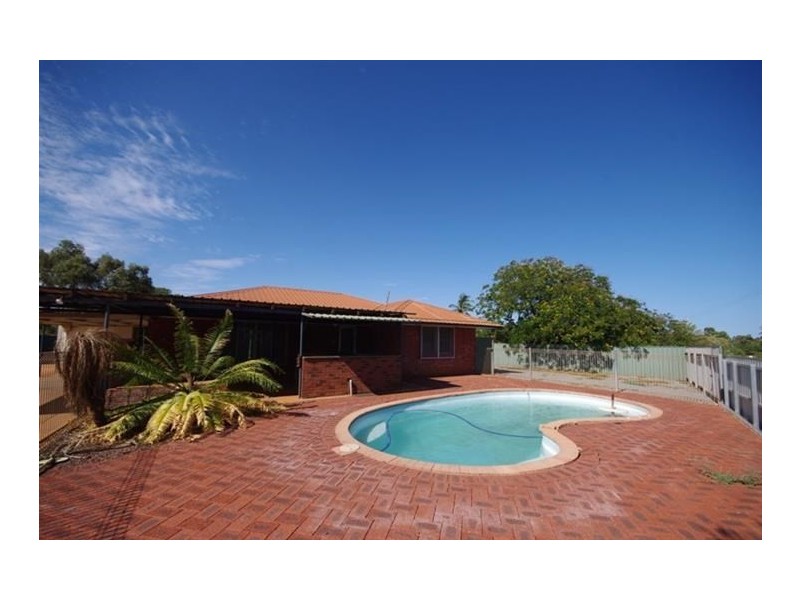 15 Gascoyne Crescent, Dampier WA 6713