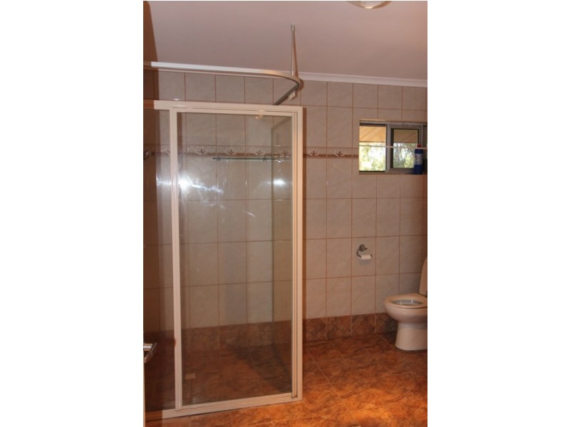 8 Baynton Drive, Baynton WA 6714