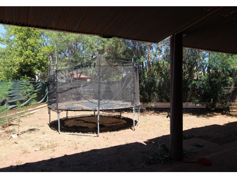 8 Baynton Drive, Baynton WA 6714