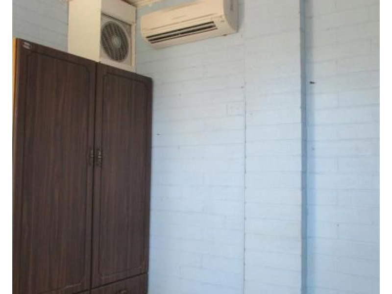 8 Lockyer Crescent, Dampier WA 6713