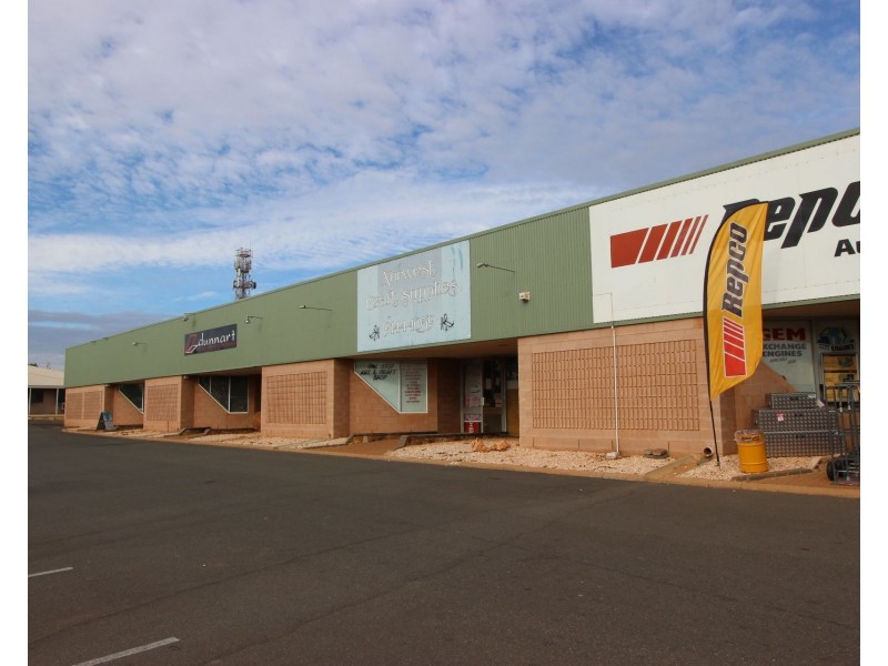 2/5 Warambie Road, Karratha WA 6714