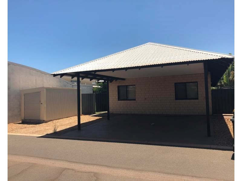 27 Bettong Bend, Baynton WA 6714