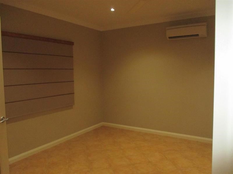 27 Walkington Circle, Millars Well WA 6714