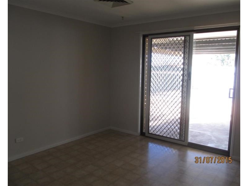 10 Bond Place, Pegs Creek WA 6714