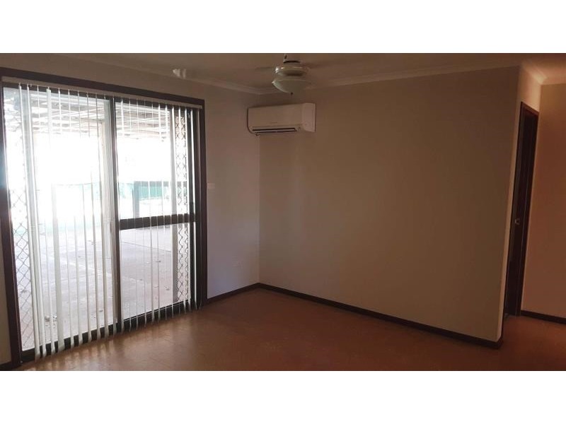 2 Lacey Place, Millars Well WA 6714