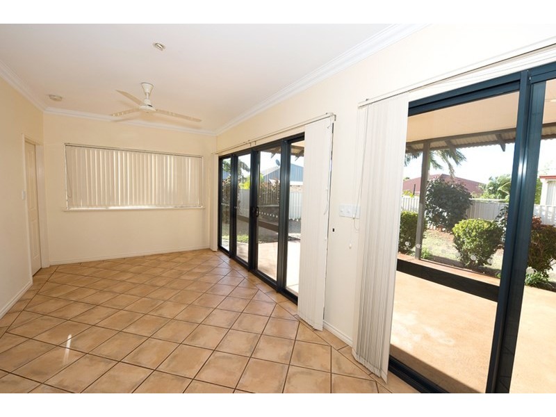 20 Haldane Crescent, Baynton WA 6714