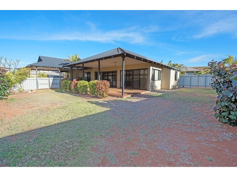 20 Haldane Crescent, Baynton WA 6714